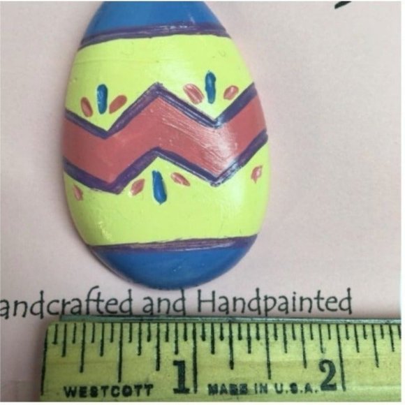 Easter Egg Pin Brooch Yellow Pink Blue Purple - Picture 2 of 2